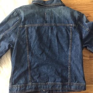 Old Navy Jackets & Coats - Old Navy elbow length denim jacket Old Navy Jackets & Coats - Old Navy elbow length denim jacket
